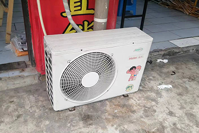 左贡空调突然不制冷只吹自然风怎么办？